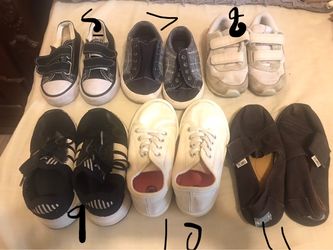 Shoes for toddler pickup In Southwest Bakersfield