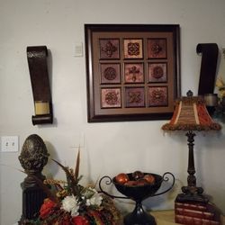 Decorations Different Prices 