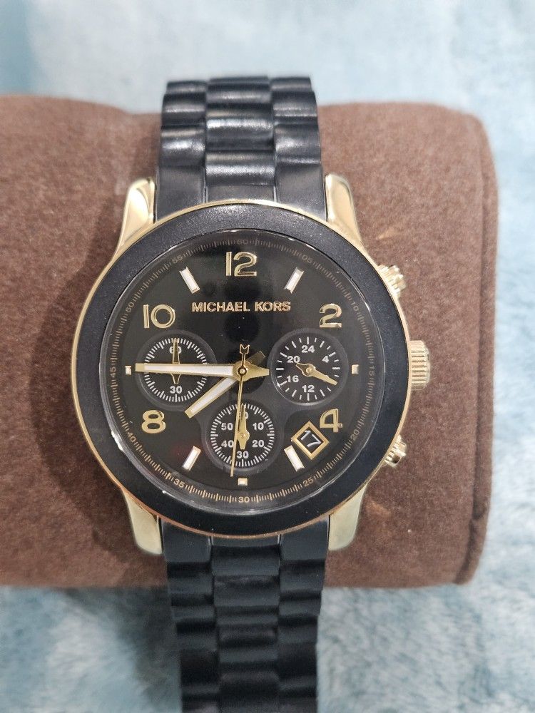 Michael Kors Watch Black & Gold
