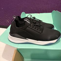 Clove Unisex Size W9/M7.5 