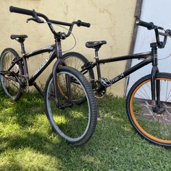 BMX BIKES 