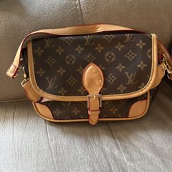 Cross And Shoulder Bags