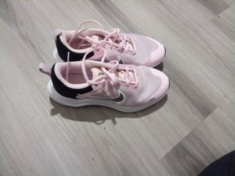 Nike Down shifter 12 NN (GS) 3.5y