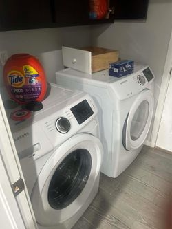 Washer and dryer Samsung new!!