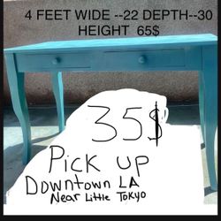 TEAL ENTRYWAY OR MAKE UP TABLE .. MEASUREMENTS IN PICTURE 