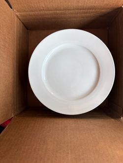 White dinner plate x 15