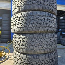 285 70 17 Tires Con 80% De Vida Las 4 De La Marca NITTO 