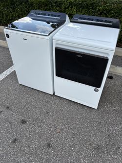(Tinted Windows)Washer Dryer Set!