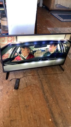 43” LG flat screen tv