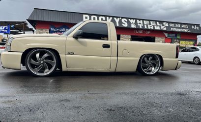ChevySilverado wheels and tires 24” 6x139.7