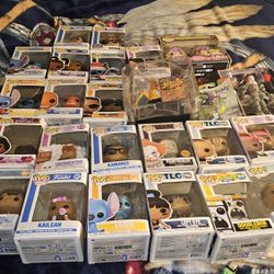 Psp Player With Game And Charger