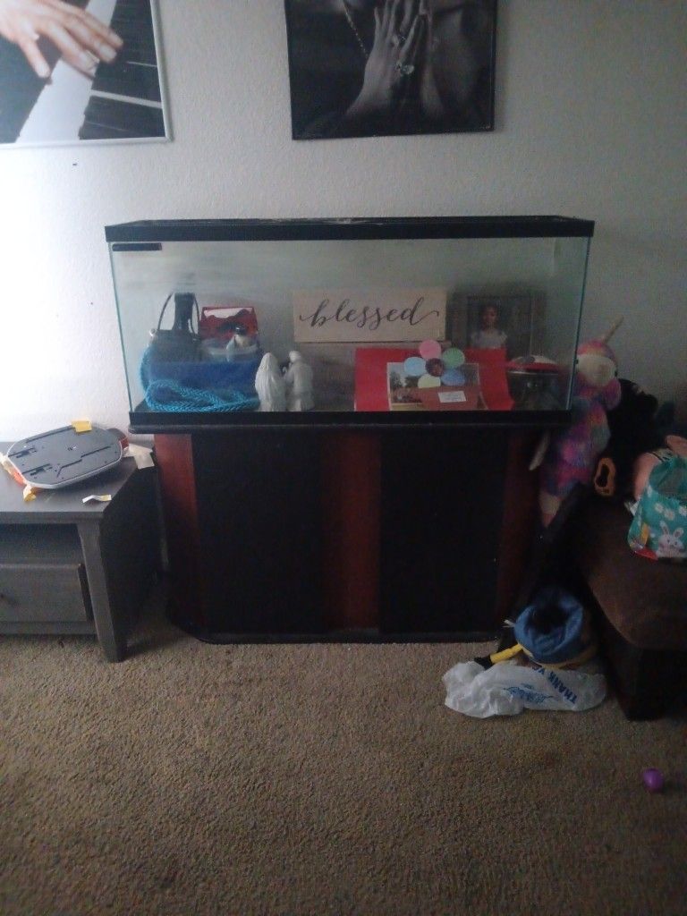 55 Gallon Fish Tank W/ Stand