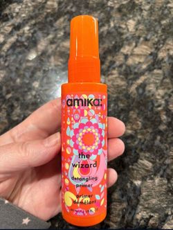 NEW AMIKA THE WIZARD DETANGLING HAIR PRIMER $7!!