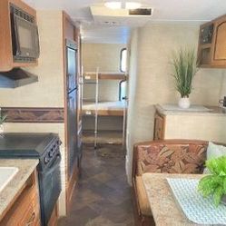 *OBO* Keystone Springdale Travel Trailer