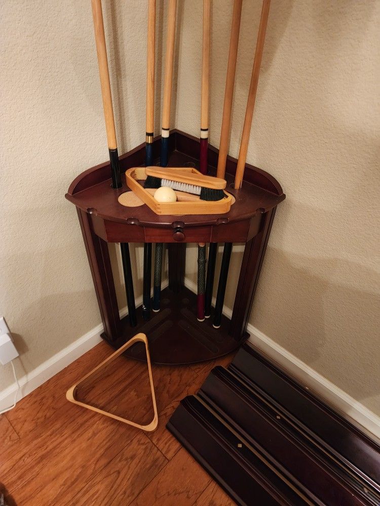 Pool Table Cue Stand