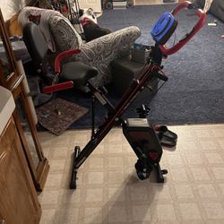 Exercise Bike/ Blk & Red