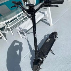 Apollo phantom-electric-scooter 