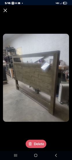 Riverside furniture King headboard w/o frame