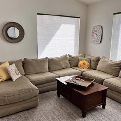 Couch For Sale (Delivery Available)