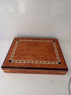 Wooden Cigar Box humidifier