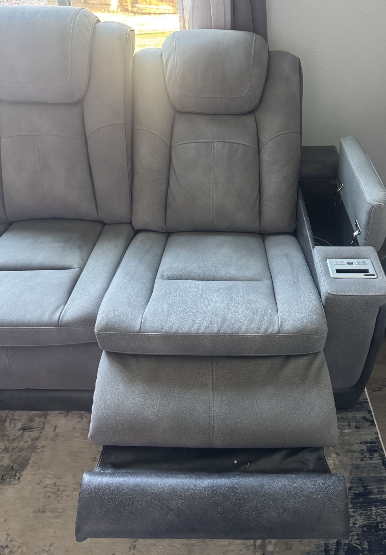 Couch - Next-Gen Gary Dual Power Zero Gravity Reclining Sofa