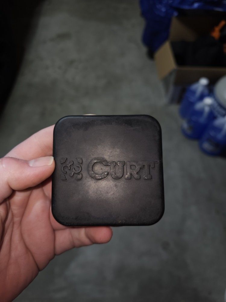 Curt 2in Receiver Plug/ Hitch Plug
