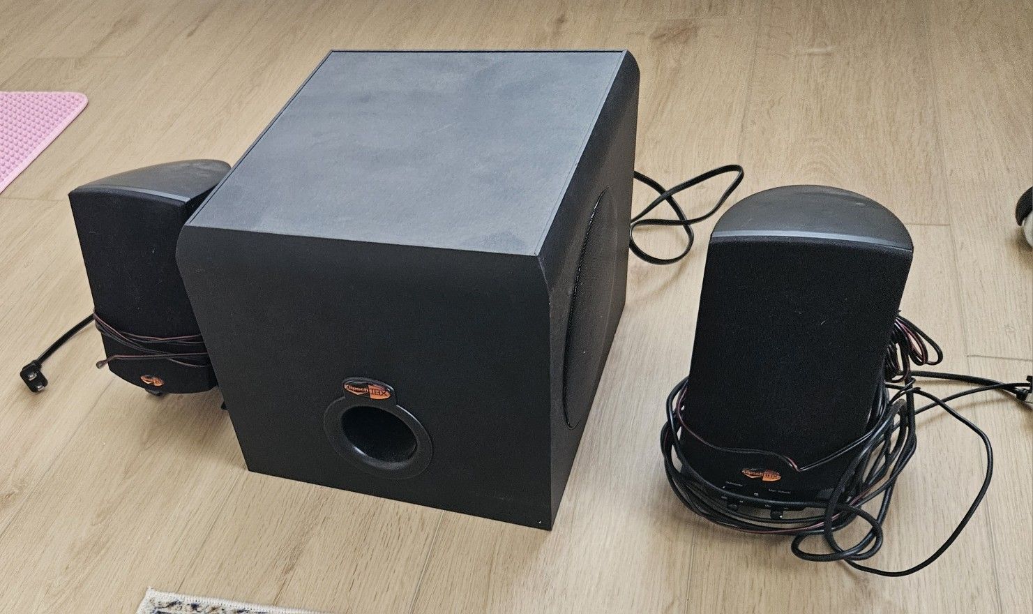 Klipsch promedia 2.1 Speaker System