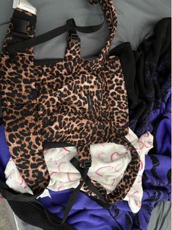 Momcozy baby carrier