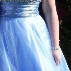 Formal Homecoming Dress/Prom From David’s Original Cost $450 Plus Tax. Size  8-10