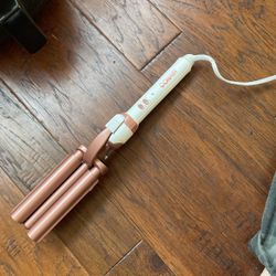 Conair Triple Barrel Waver