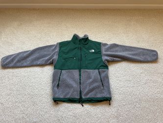 North Face Fleece Jacket - Size L - Men’s