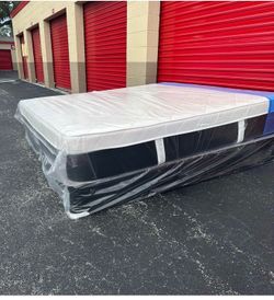 🔥NEW Mattress King Size Plush Pillowtop With Box Spring // Offer  🚚