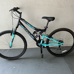 BICYCLE HUFFY 18 SPEED SIZE 26 BRAND NEW