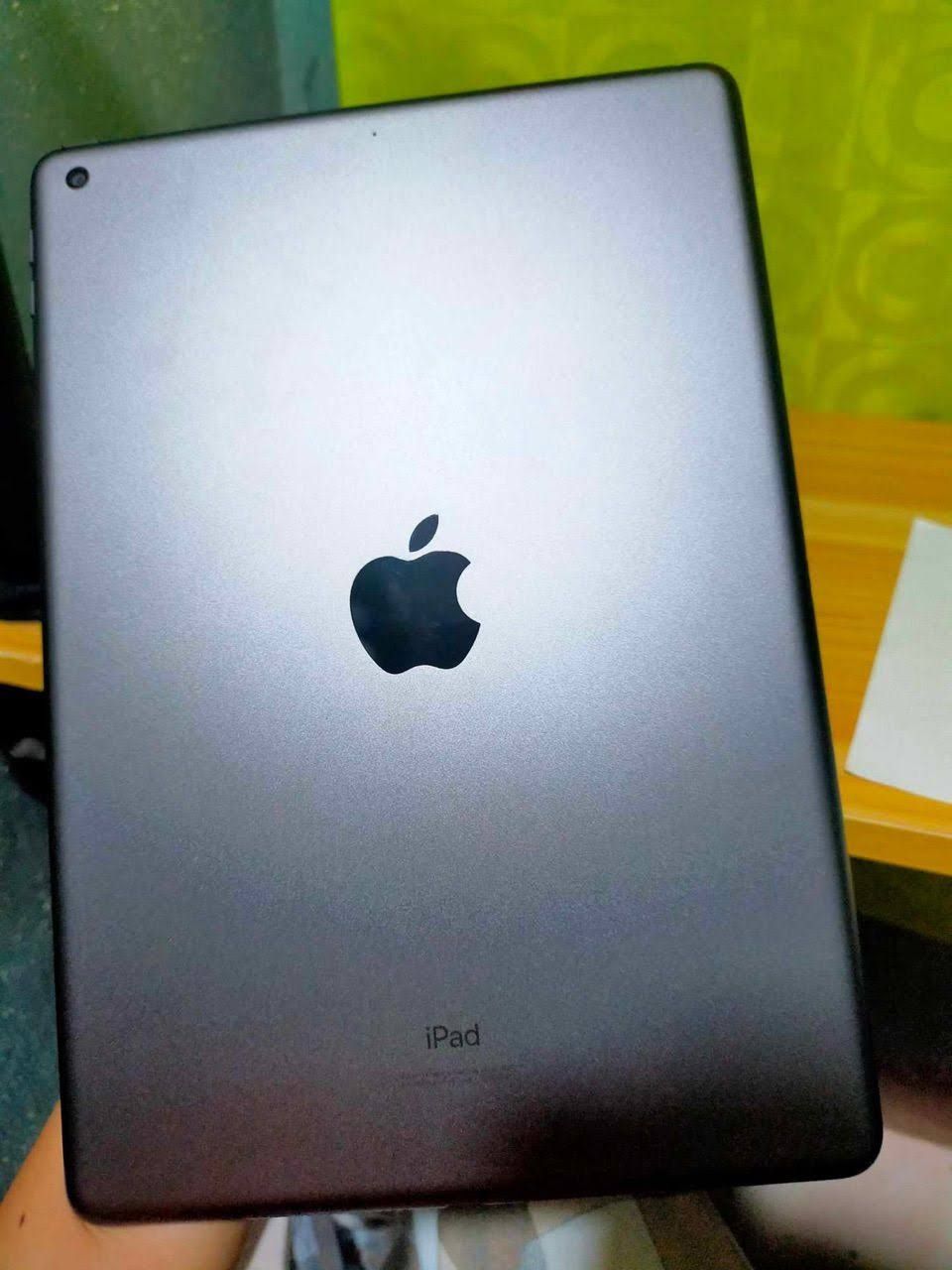 iPad 9th Generation (64 GB) – Excellent Condition – $155