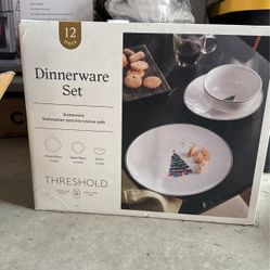 Threshold dinnerware set christmas