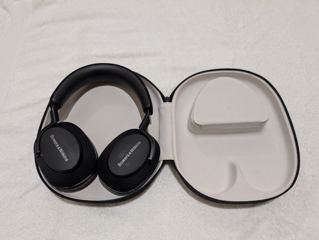 Bowers & Wilkins Px7 S2 Headphones, Like New