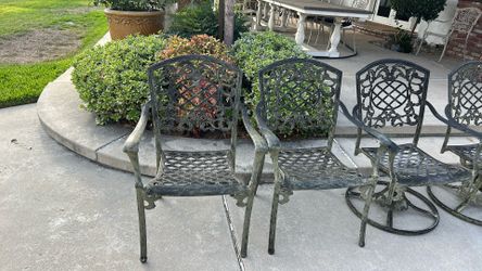 Glass Top Patio Table W 6 Chairs 