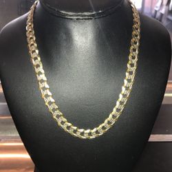Curb Gold Chain With Diamond Cuts
