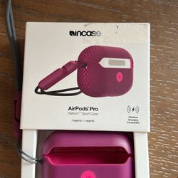 EarPods hard case NEW in box 
