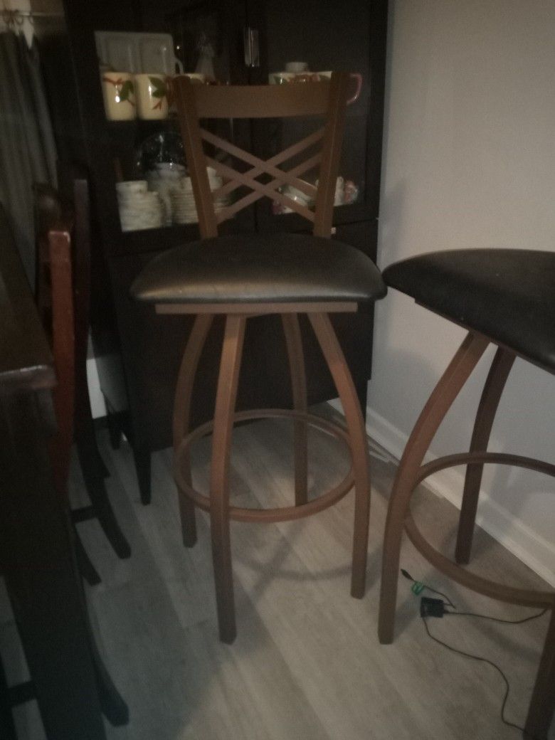 Beautiful Pub Style Bar Stools Three Of Them