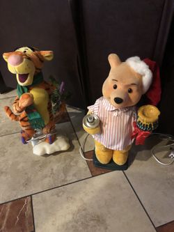 Xmas Winnie the Pooh and tigger