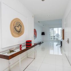 Console Table In Rustic Wood And Mirror Top