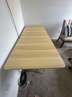 Standing desk
