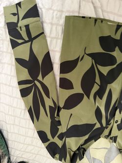 Olive Green Leaf Print Long Sleeve Button Down Shirt Large