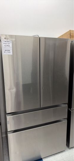 LG French Door Refrigerator, 26 cu. ft. SMART Counter Depth MAX French Door Refrigerator with Intern