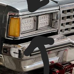 CHEVY CAPRICE LEDS HEAD LIGHTS NEW $150. 