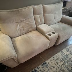 Electric Reclining Sofa (94in)