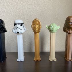 STAR WARS PEZ dispensers