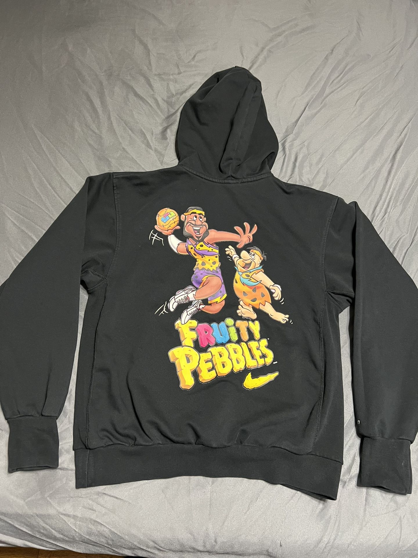 Nike Lebron James Fruity Pebbles Hoodie Mens Small Black Dri-Fit Dunk