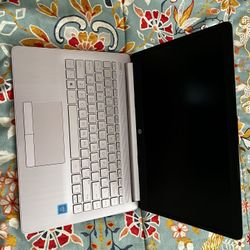 HP Stream 14 Rose Gold Laptop 